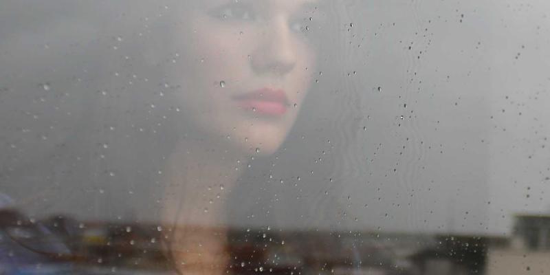 日式禅意与健康生活的完美融合：从科学角度发现水果酵素的家庭制作奥秘