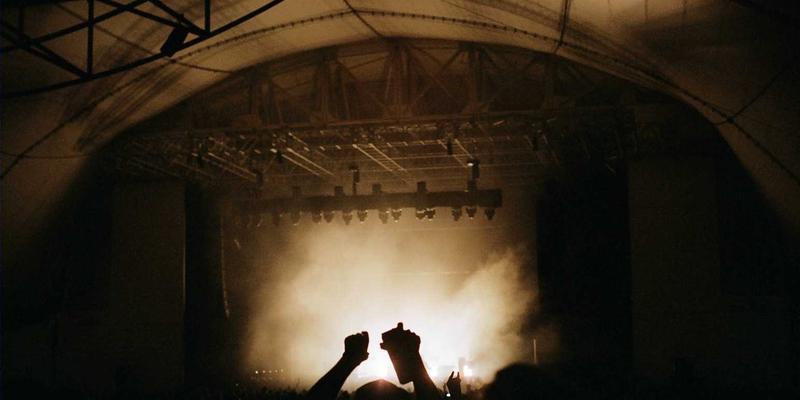 日式禅意中的水果发现：榴莲与山竹的共生传奇与营养奥秘