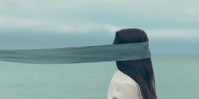 生鲜电商水果发现：解密桃过敏原，为何吃桃会嘴唇发痒及科学应对指南